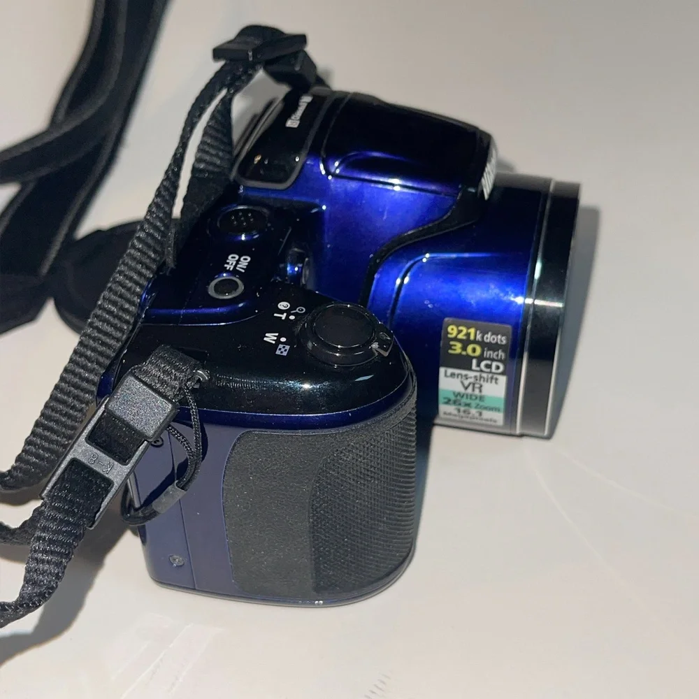 Nikon COOLPIX L810 Digital Camera Blue 16.1 MP + 16 GB SD Card Tested Box Cord